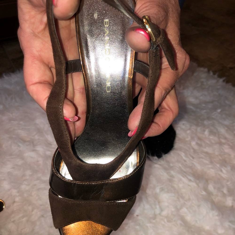 Metallic Heels - Picture 4 of 4